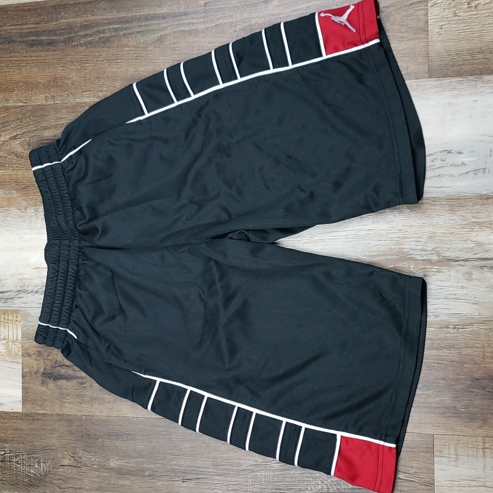 Jordan Boys Size XL Athletic Shorts